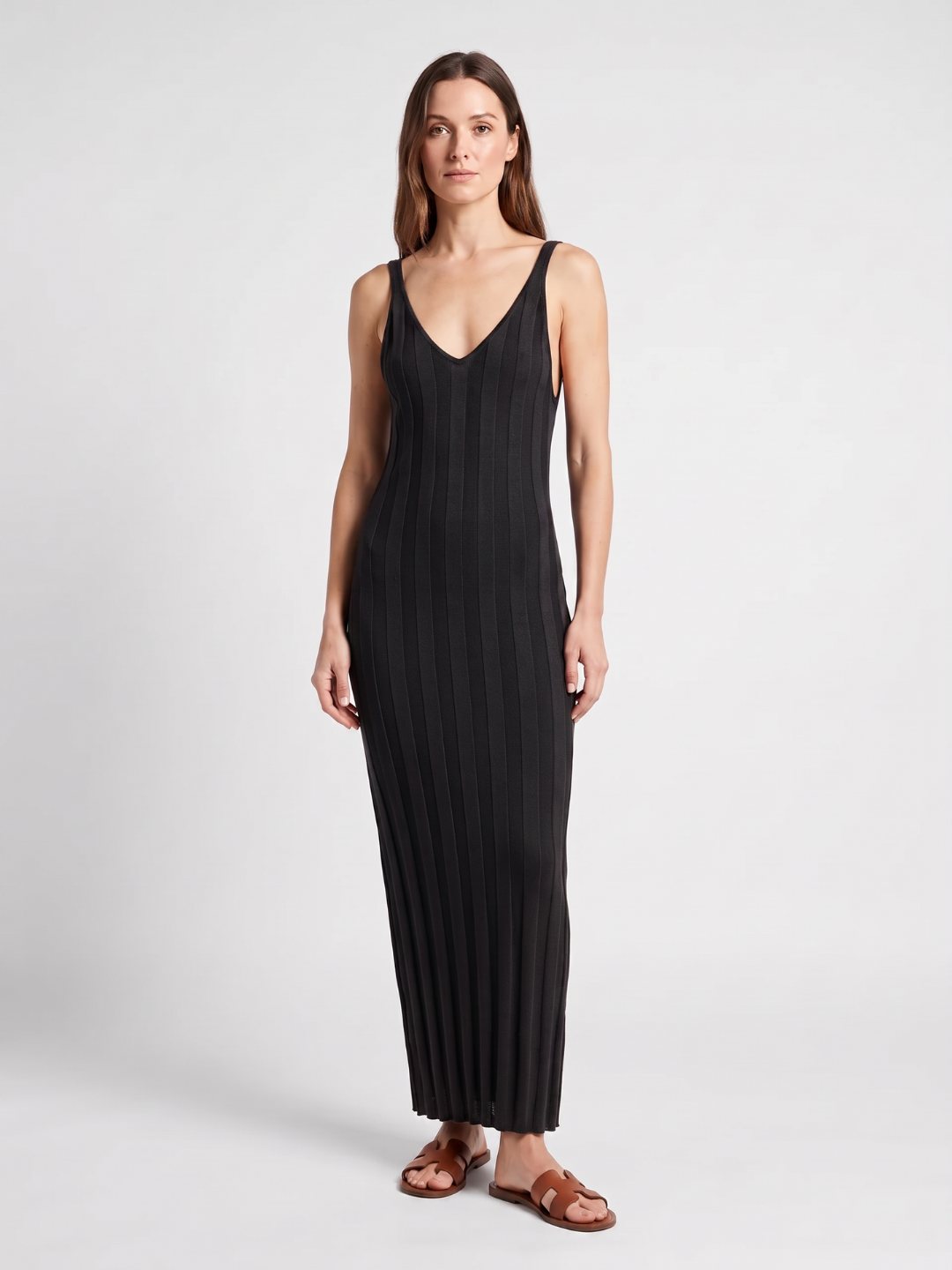 Romilly | Ribbed Knit V-Neck Scoop Back Maxi Dress