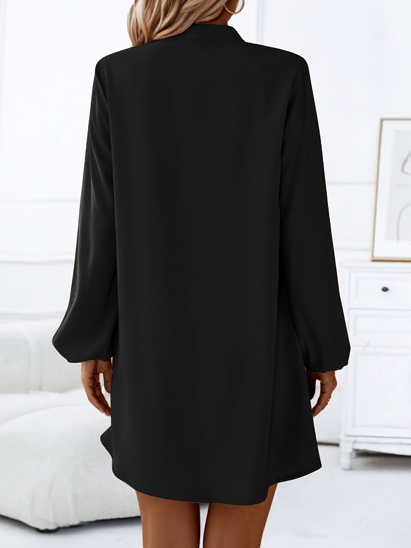 Emerson | Single-Breasted V-Neck Long Sleeve Dress