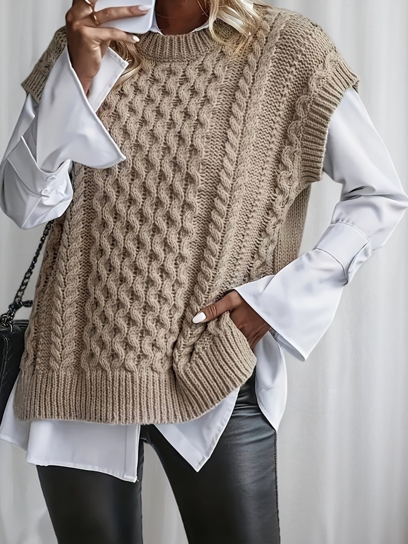 Imogen | Cable Knit Sleeveless Vest - front view