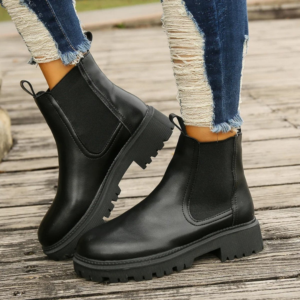 Women's Chelsea ankle boots in leather-look finish with lug sole and pull loops - view 7